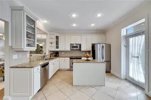 314 Ibisview Ln, Apollo Beach, FL 33572 - Photo 11