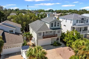 506 Oceanview Ave, Palm Harbor, FL 34683 - Photo 1