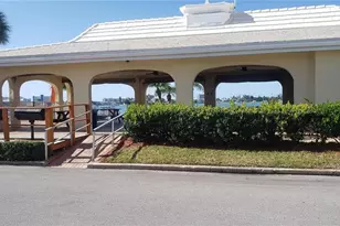 4750 Cove Cir, Saint Petersburg, FL 33708 - Photo 29