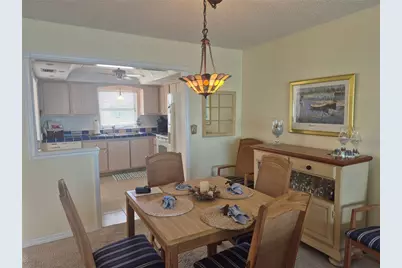 4750 Cove Circle #303, Saint Petersburg, FL 33708 - Photo 7