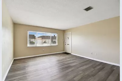 8472 68th Way N, Pinellas Park, FL 33781 - Photo 7