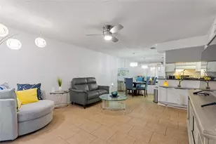 2715 72nd St Ct W, Bradenton, FL 34209 - Photo 7