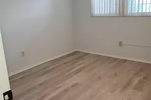 7941 58th Ave N, Saint Petersburg, FL 33709 - Photo 11