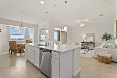 1030 Tidewater Shores Loop #406, Bradenton, FL 34208 - Photo 7