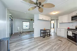 3920 Kim Dr, Wesley Chapel, FL 33543 - Photo 3