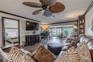 345 Boca Ciega Point Blvd, Saint Petersburg, FL 33708 - Photo 13