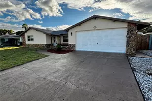 9001 Lido Ln, Port Richey, FL 34668 - Photo 3