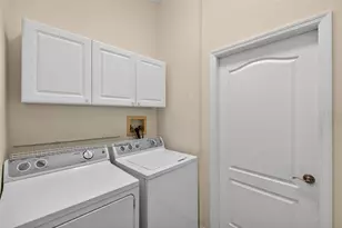 11501 Bloomington Ct, New Port Richey, FL 34654 - Photo 41