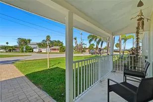 15302 Harbor Dr, Madeira Beach, FL 33708 - Photo 5