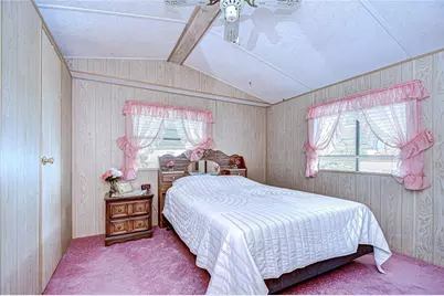 39613 Sterling Drive, Zephyrhills, FL 33542 - Photo 21