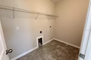 10013 Crested Fringe Dr, Riverview, FL 33578 - Photo 9