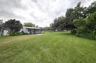 3301 Medulla Rd, Plant City, FL 33566 - Photo 9