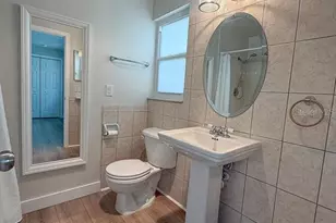 12120 7th St E, Treasure Island, FL 33706 - Photo 31
