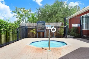 5560 Rosehill Rd, Sarasota, FL 34233 - Photo 33
