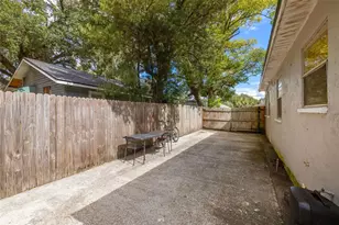 8012 N 11th St, Tampa, FL 33604 - Photo 21
