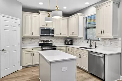 11303 Lazy Hickory Lane, Tampa, FL 33635 - Photo 7