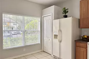 3506 High Hampton Cir, Tampa, FL 33610 - Photo 7