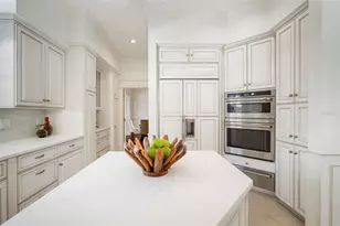 4318 W Azeele St, Tampa, FL 33609 - Photo 23