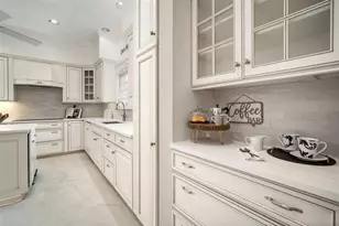 4318 W Azeele St, Tampa, FL 33609 - Photo 21