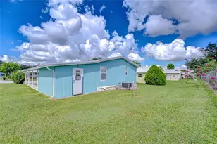 3922 William Hume Dr, Zephyrhills, FL 33541 - Photo 33