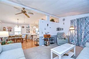 3922 William Hume Dr, Zephyrhills, FL 33541 - Photo 13