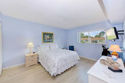 1619 Mission Hills Boulevard, Clearwater, FL 33759 - Photo 13