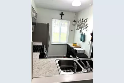 1175 Mission Circle #1175, Clearwater, FL 33759 - Photo 7