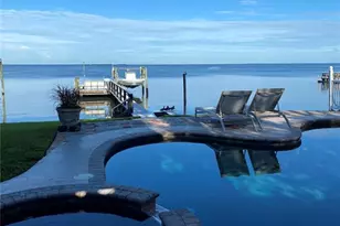 615 N Mayo St, Crystal Beach, FL 34681 - Photo 21