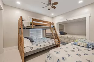 615 N Mayo St, Crystal Beach, FL 34681 - Photo 35