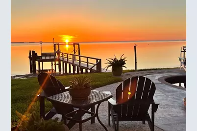 615 N Mayo Street, Crystal Beach, FL 34681 - Photo 17