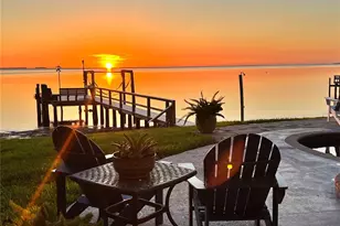 615 N Mayo St, Crystal Beach, FL 34681 - Photo 17