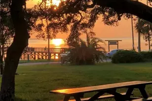 615 N Mayo St, Crystal Beach, FL 34681 - Photo 57