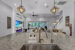 7709 Paradiso Dr, Apollo Beach, FL 33572 - Photo 13