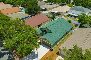 6923 Waterbrook Ct, Gibsonton, FL 33534 - Photo 7