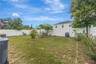 6923 Waterbrook Ct, Gibsonton, FL 33534 - Photo 13