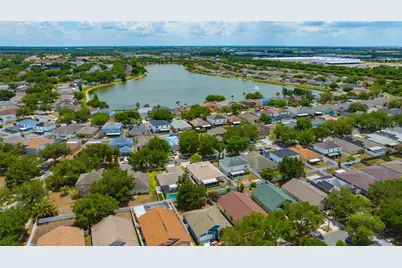 6923 Waterbrook Court, Gibsonton, FL 33534 - Photo 13