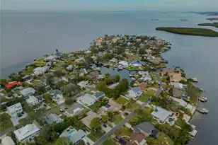 109 Peterson Ln, Palm Harbor, FL 34683 - Photo 85