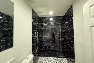 7608 Lakeside Blvd, Tampa, FL 33614 - Photo 17