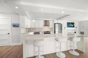 855 Bayway Blvd, Clearwater, FL 33767 - Photo 11