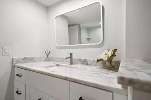 855 Bayway Blvd, Clearwater, FL 33767 - Photo 37