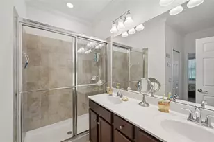 20429 Lagente Cir, Venice, FL 34293 - Photo 13