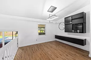 3210 Acapulco Dr, Riverview, FL 33578 - Photo 9