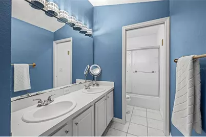 2218 Climbing Ivy Drive, Tampa, FL 33618 - Photo 31