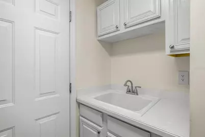 2218 Climbing Ivy Drive, Tampa, FL 33618 - Photo 27