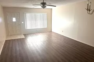 2402 Ecuadorian Way, Clearwater, FL 33763 - Photo 5