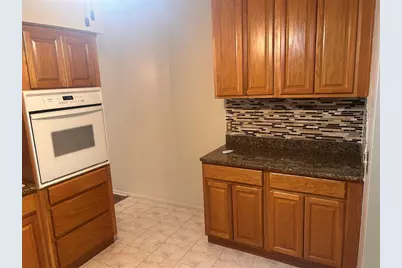 2402 Ecuadorian Way #18, Clearwater, FL 33763 - Photo 9