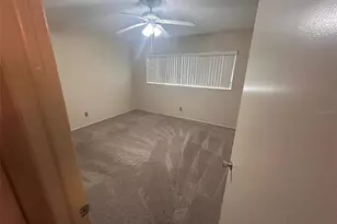 2402 Ecuadorian Way, Clearwater, FL 33763 - Photo 27