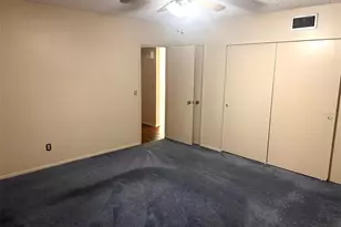 2402 Ecuadorian Way, Clearwater, FL 33763 - Photo 17