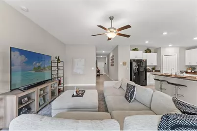 3802 Daisy Bloom Place, Tampa, FL 33619 - Photo 7