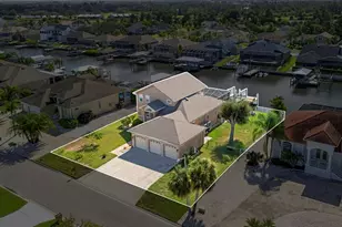 830 Golf Island Dr, Apollo Beach, FL 33572 - Photo 9